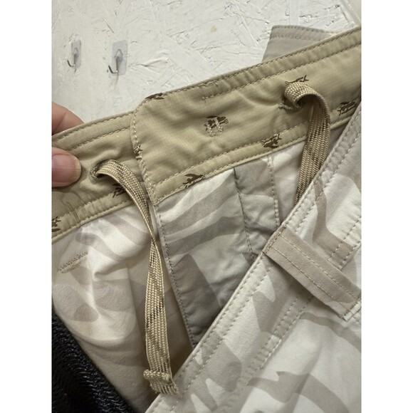 Patagonia Stretch Wavefarer  Patterned Shorts Men's Size 38 khaki/sand - Picture 9 of 9